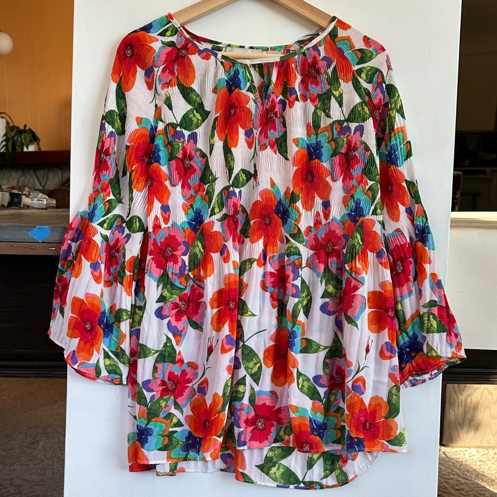 Sunny Leigh Floral Blouse - Red and Green with bell sleeves